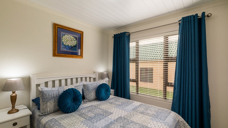 2 Bedroom Property for Sale in Stilbaai Wes Western Cape